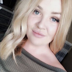 Meet your Posher, Carley